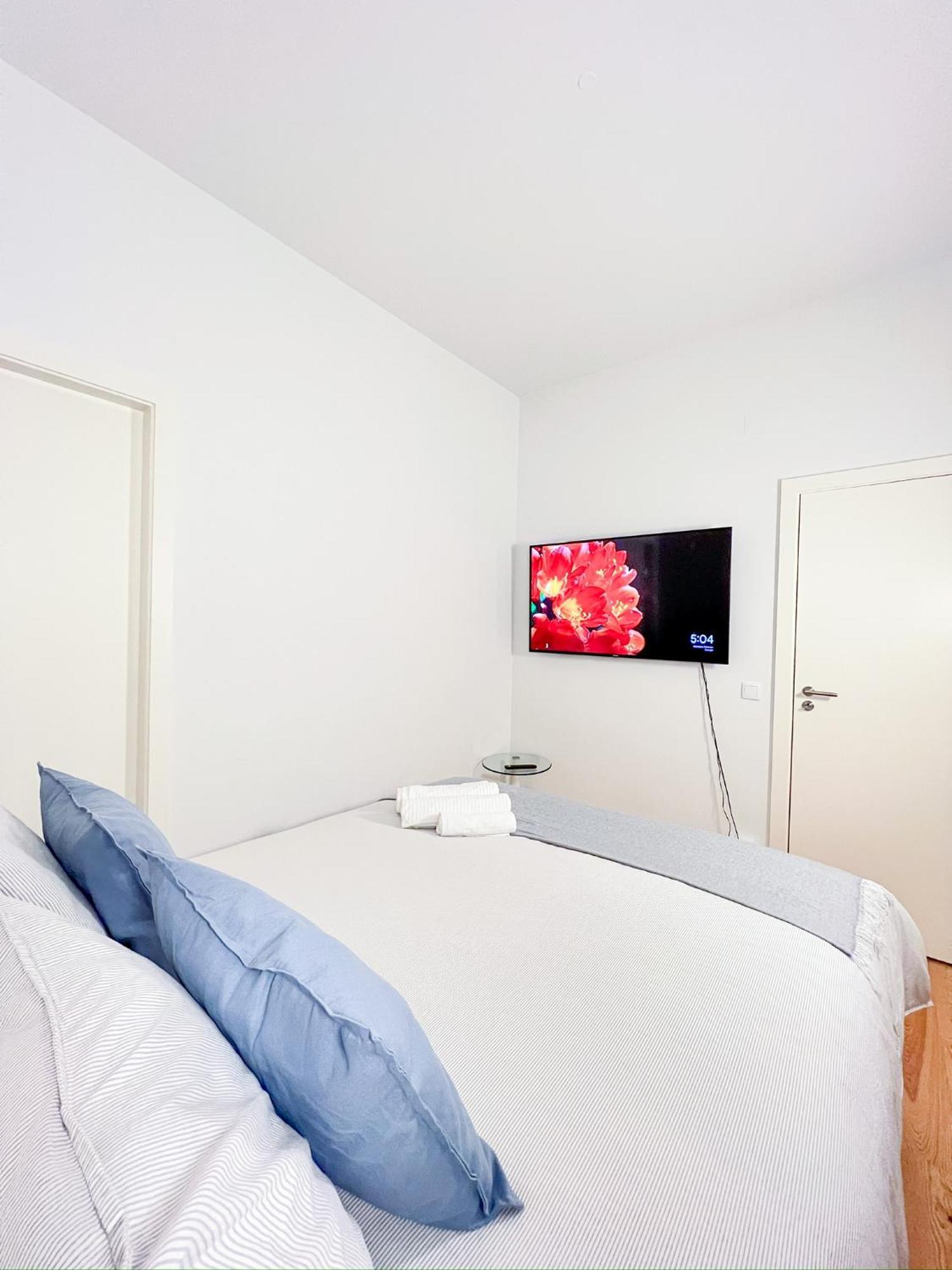 Large On Rua Augusta Apartment Lissabon