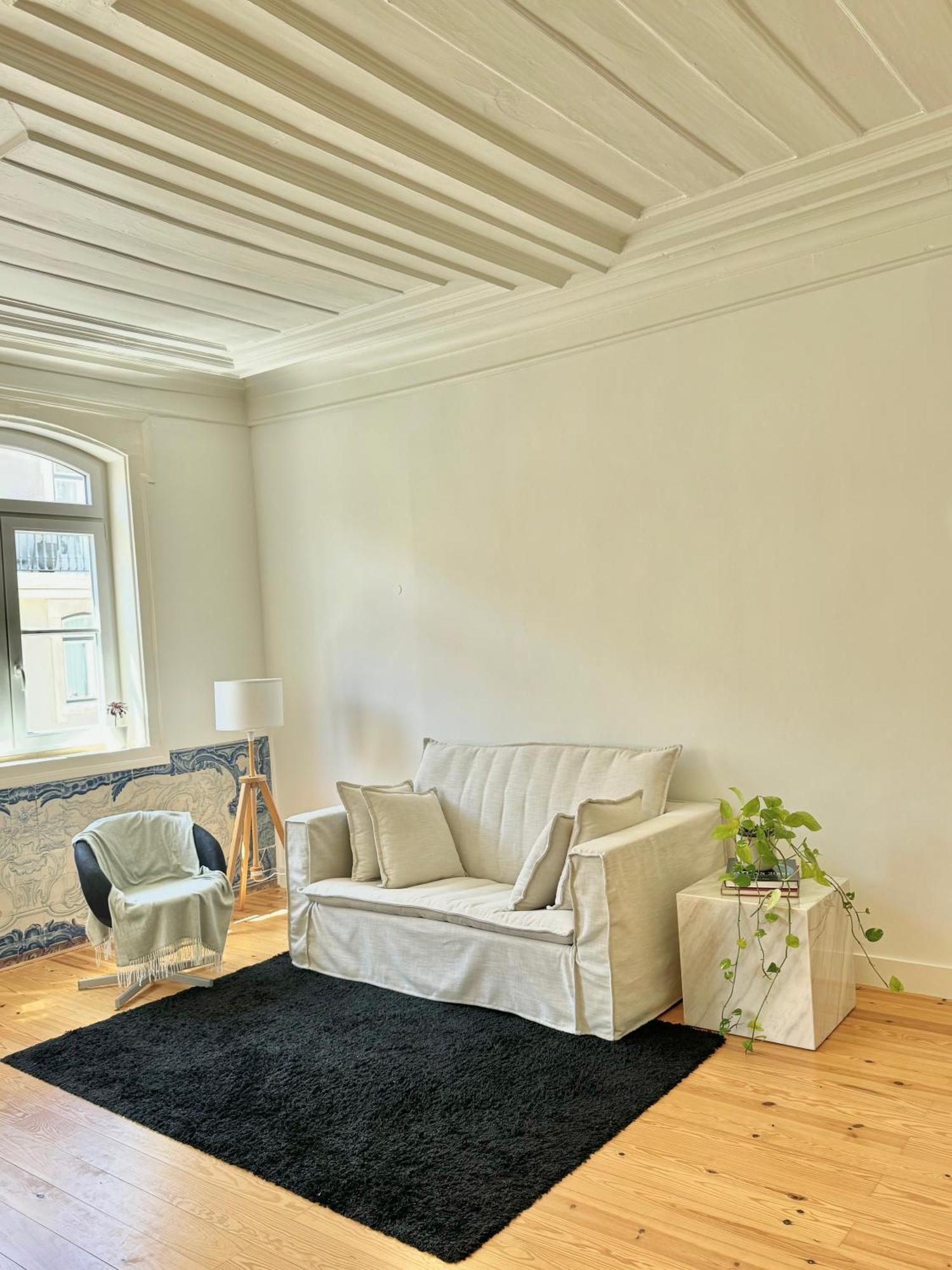 Large On Rua Augusta Apartment