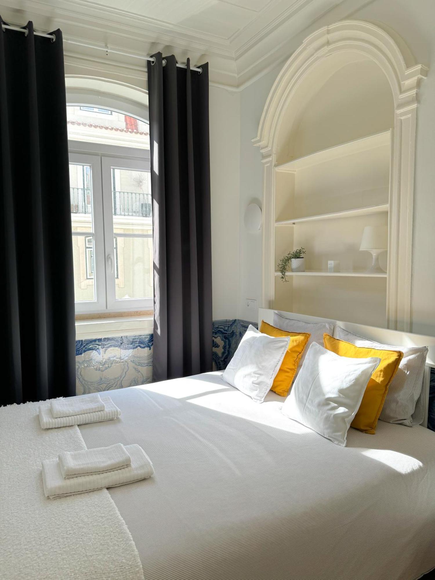 Large On Rua Augusta Apartment *